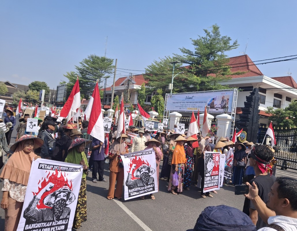 JM-PPK Gelar Audiensi di Depan Gedung DPRD Kabupaten Pati