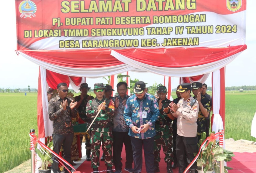 Dandim Pati Tutup TMMD Sengkuyung IV 2024 di Desa Karangrowo PATI