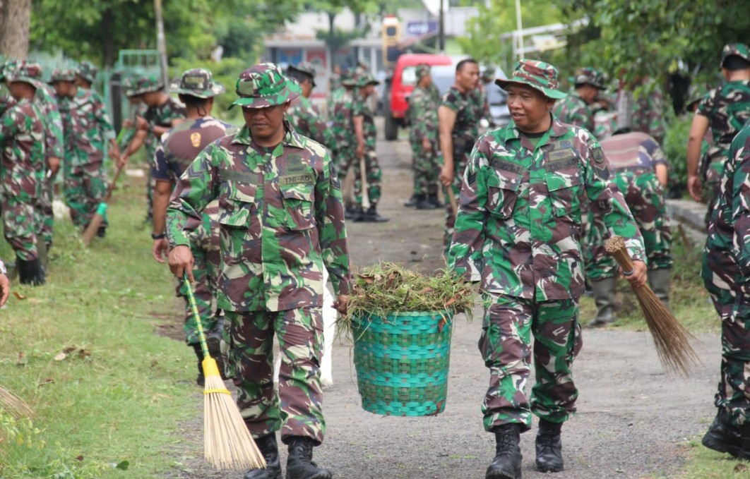 Kodim Pati Giat Bersih Lingkungan Antisipasi Penyebaran Penyakit